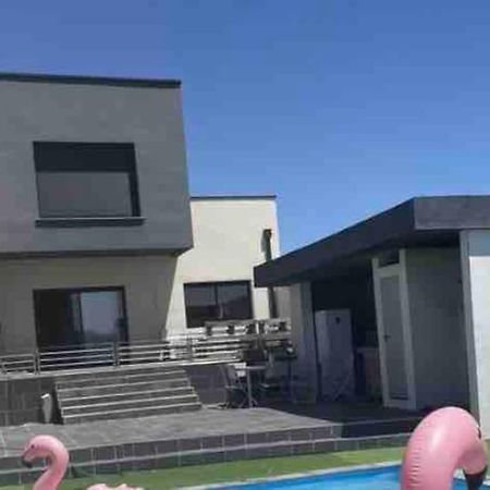 Proche Plage ,Lumineux, Confort Et Bien Situe Villa Meze Bagian luar foto